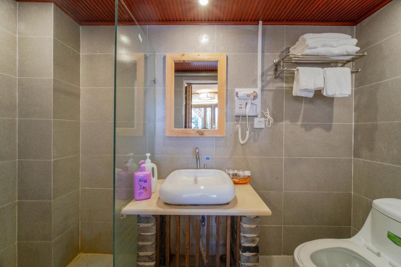Lewo Guest House Lijiang  Buitenkant foto