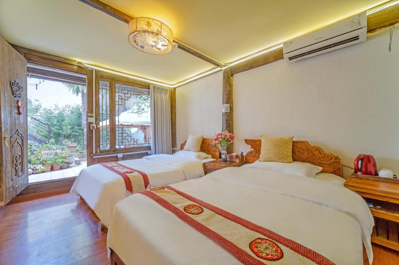 Lewo Guest House Lijiang  Buitenkant foto