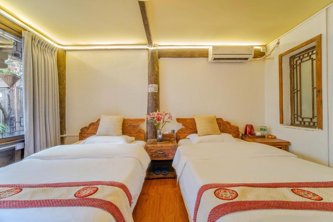 Lewo Guest House Lijiang  Buitenkant foto